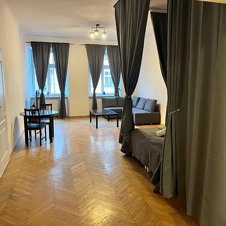 Apartament Rodzinny 14 Cracovia Exterior foto