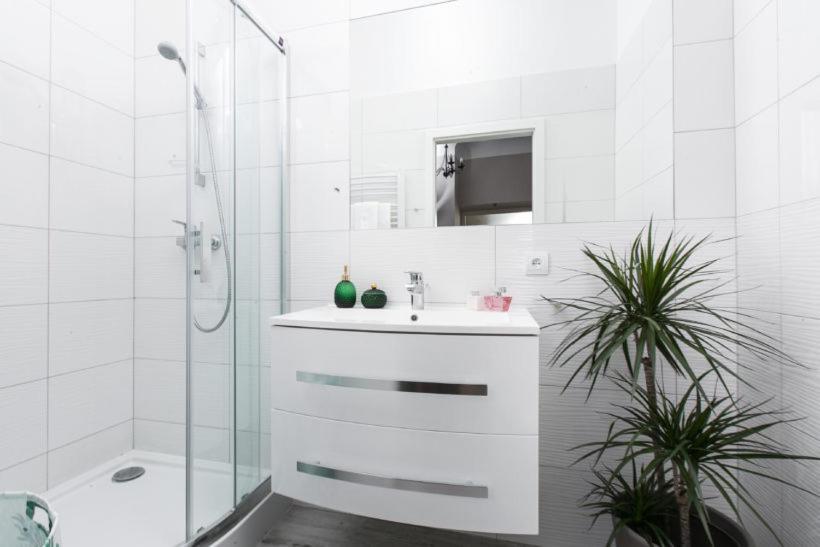 Apartament Rodzinny 14 Cracovia Exterior foto
