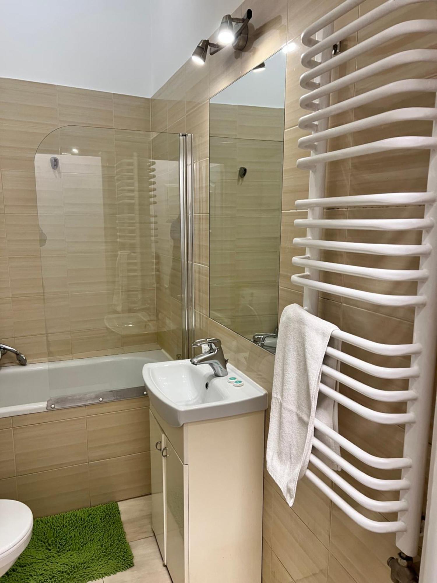 Apartament Rodzinny 14 Cracovia Exterior foto